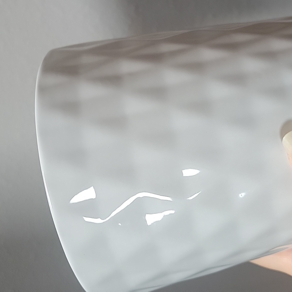 Vase - Picture 2 of 3
